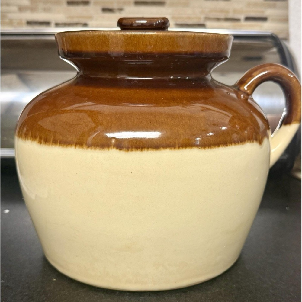 Vintage RRP Co Roseville Ohio USA Brown Cream Bean Pot Crock w Lid Handle